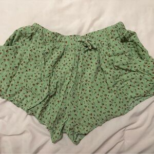 Contempo Floral Lounge Shorts – Sage Green – Size S/P